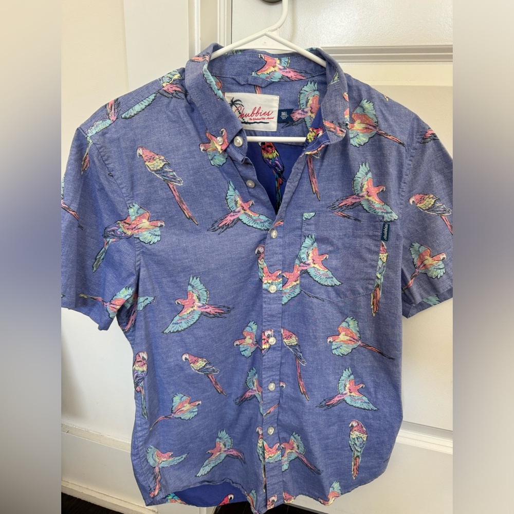 Chubbies shirt - like new